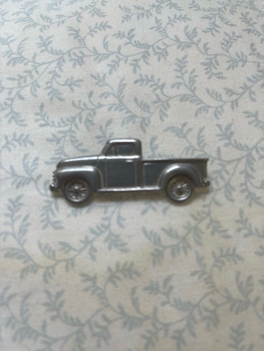 Tennessee Pewter collectible pickup truck pin/brooch